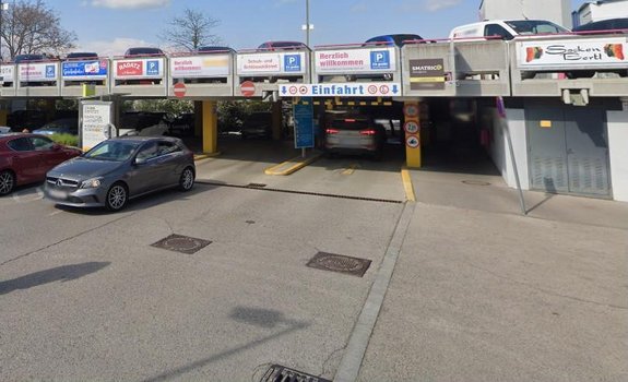 Parken In Parkplatz Ekazent Schwechat Schwechat Apcoa Apcoa Parking