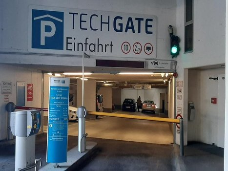 Tech Gate - Vienna | APCOA-1